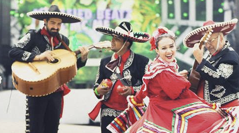 Wandelende Mexicaanse skeletten